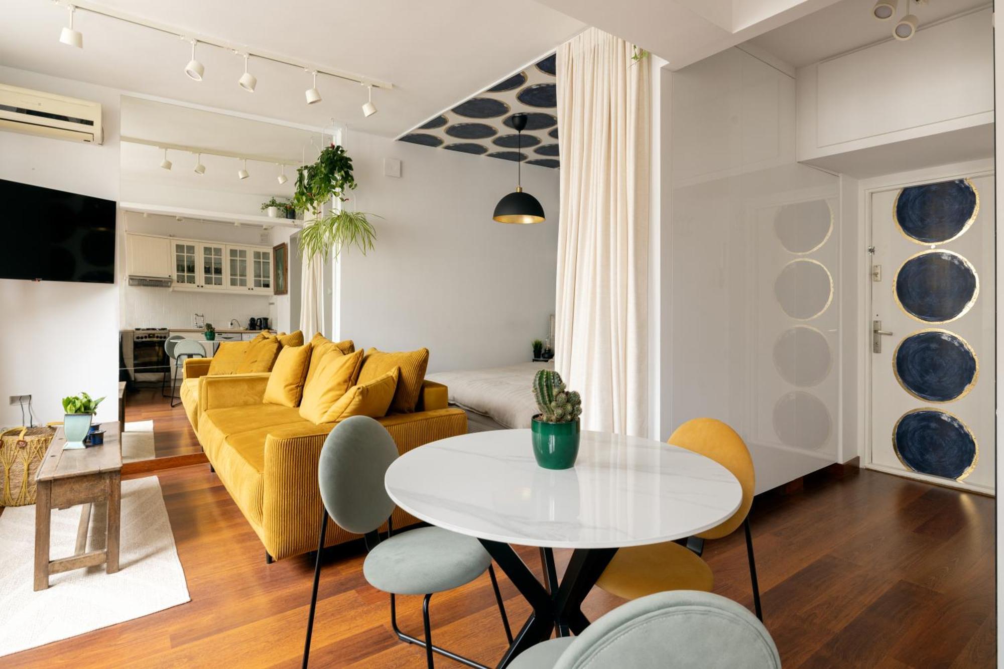 Apartament Relax Hoza / Poznanska